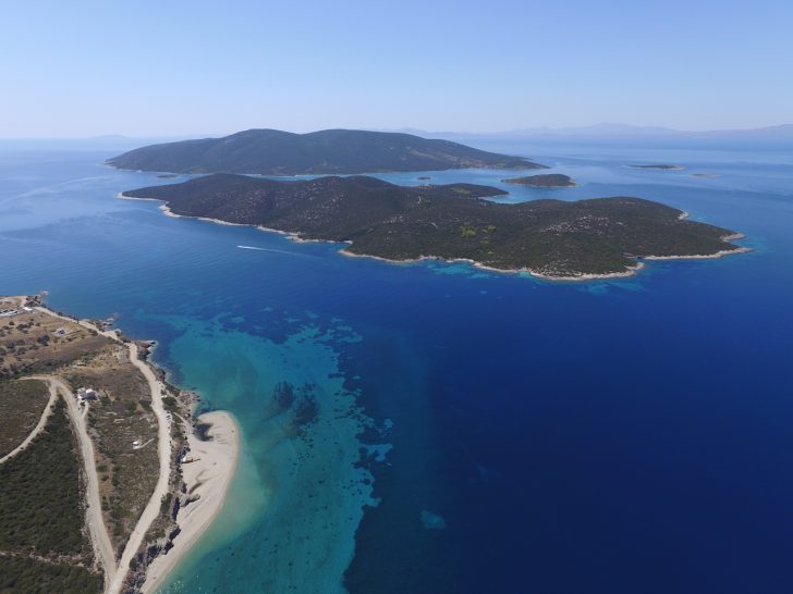 kitesurfing paradise on evia island greece