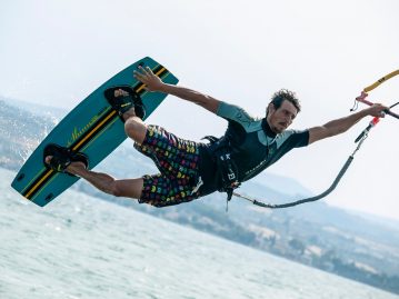 freestyle kitesurfing lessons in Greece